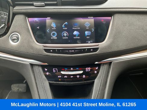 Used 2017 Cadillac XT5 Platinum w/ Driver Assist Package AWD/4WD image 5