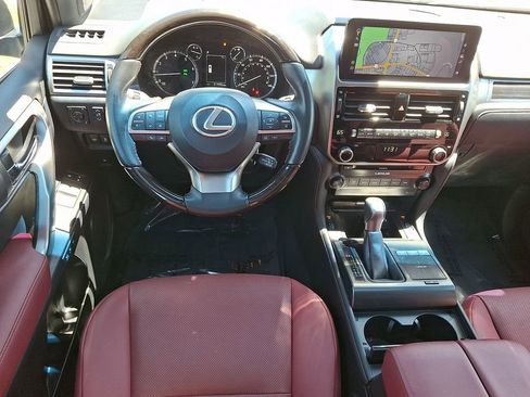 Used 2023 Lexus GX 460 Premium w/ Accessory Package AWD/4WD image 12