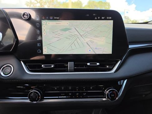 New 2027 Chevrolet Equinox LT FWD image 22