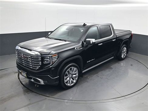 Used 2025 GMC Sierra 1500 Denali w/ Denali Reserve Package image 13