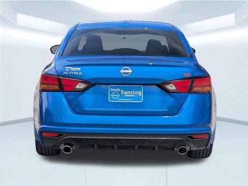 Used 2025 Nissan Altima 2.5 SR FWD image 5