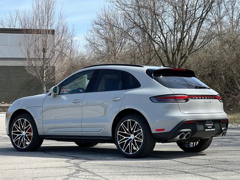 New 2026 Porsche Macan S image 3