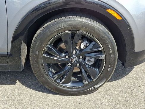 Certified 2024 Buick Encore GX Sport Touring FWD image 8
