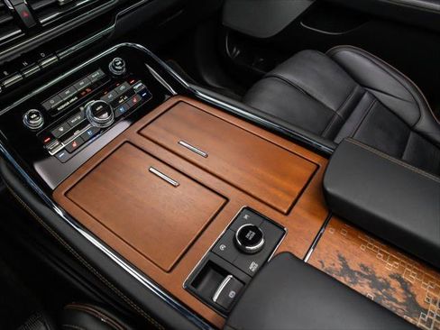 New 2024 Lincoln Navigator Black Label AWD/4WD image 28