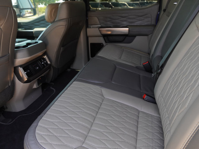 Used 2026 Ford F250 Platinum w/ Platinum Plus Package AWD/4WD image 14