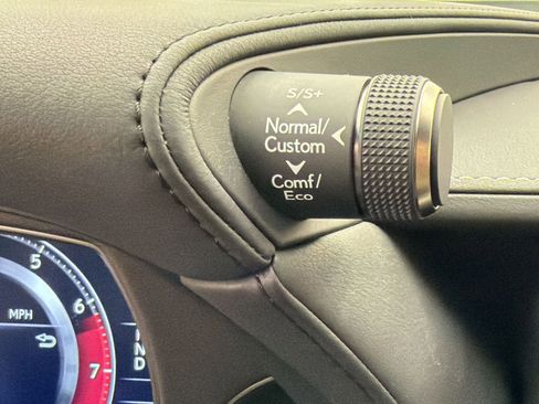 Used 2022 Lexus LS 500 w/ Interior Upgrade Package RWD image 23