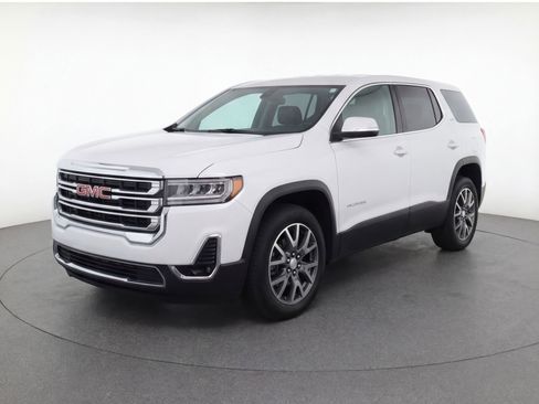 Used 2023 GMC Acadia SLT AWD/4WD image 3