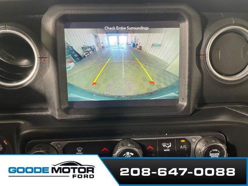 Used 2020 Jeep Wrangler Unlimited Rubicon w/ Quick Order Package 28Y Recon AWD/4WD image 16