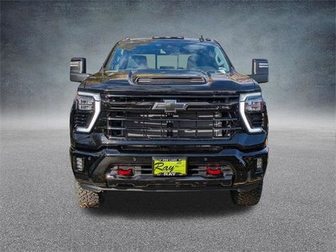 New 2026 Chevrolet Silverado 3500 LT w/ Trail Boss Package image 9