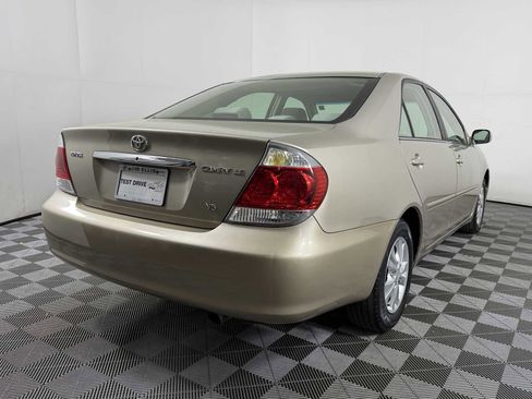 Used 2005 Toyota Camry LE image 7
