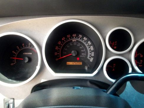 Used 2010 Toyota Tundra 2WD Double Cab image 21