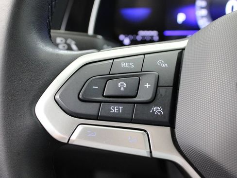 Used 2024 Volkswagen Jetta SE FWD image 24