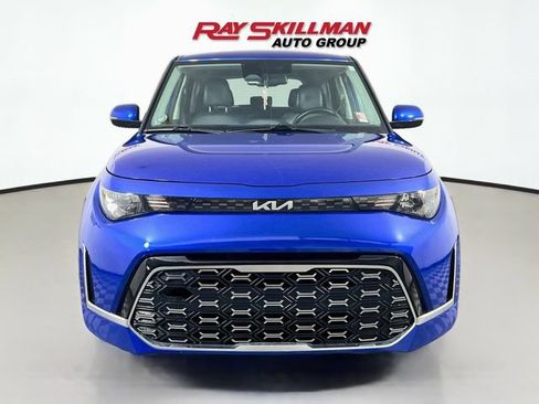 Used 2023 Kia Soul GT-Line FWD image 2