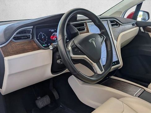 Used 2018 Tesla Model X 100D image 10