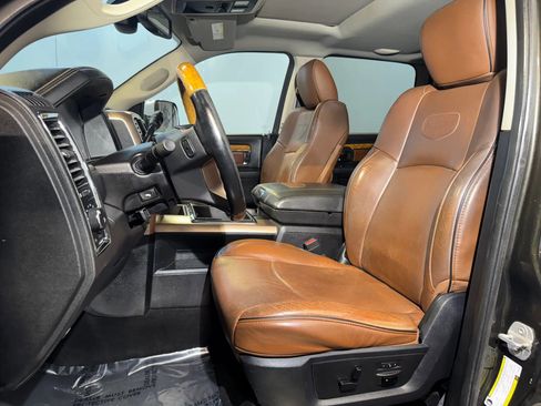 Used 2013 RAM 2500 Longhorn w/ Convenience Group AWD/4WD image 9