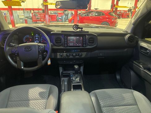 Certified 2023 Toyota Tacoma SR AWD/4WD image 47