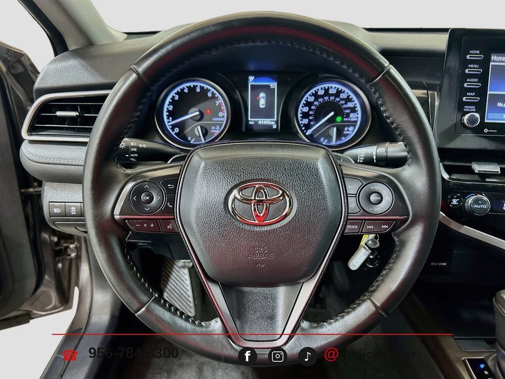 Used 2023 Toyota Camry SE FWD image 10