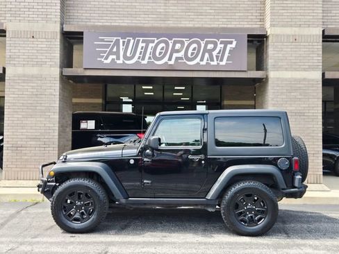 Used 2015 Jeep Wrangler Sport AWD/4WD image 5