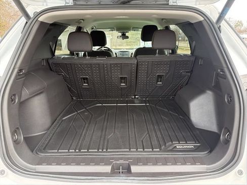Certified 2024 Chevrolet Equinox LT w/ LPO, Floor Liner Package FWD image 15
