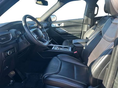 Used 2024 Ford Explorer ST w/ Equipment Group 401A image 11