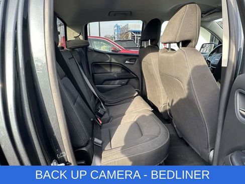 Used 2018 Chevrolet Colorado LT w/ LT Convenience Package image 3