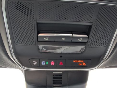 New 2026 Chevrolet Traverse High Country w/ LPO, Floor Liner Package image 29