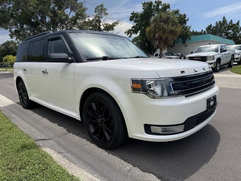 Used 2019 Ford Flex SEL w/ Equipment Group 202A AWD/4WD image 2