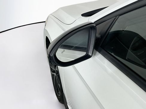 Used 2024 Volkswagen Jetta Sport image 16