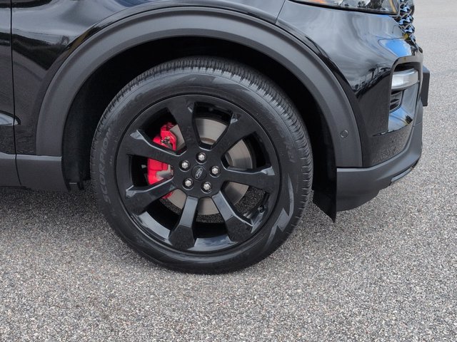 Used 2022 Ford Explorer ST w/ Equipment Group 401A AWD/4WD image 12