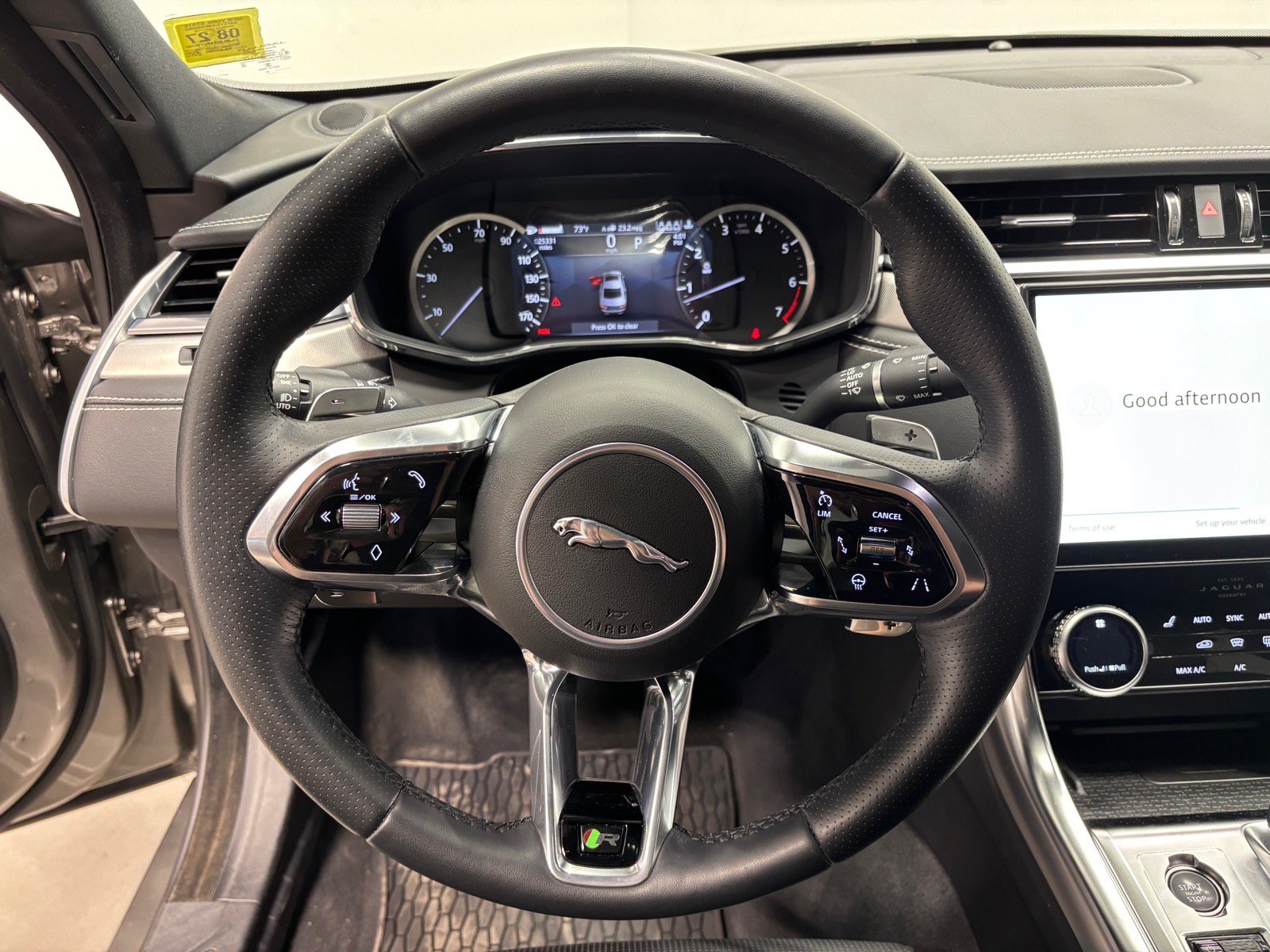 Used 2023 Jaguar XF R-Dynamic SE AWD/4WD image 18