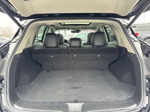 Used 2024 Nissan Murano SL image 11