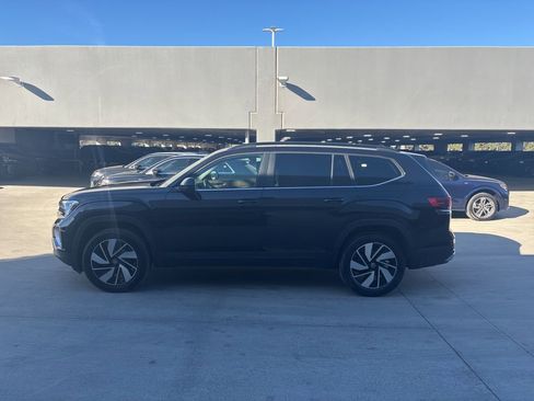 Used 2024 Volkswagen Atlas SE image 9