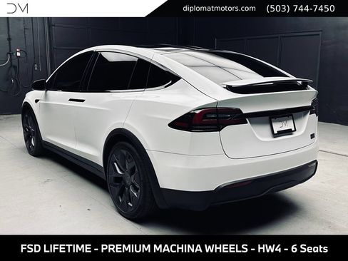Used 2026 Tesla Model X Plaid AWD/4WD image 4