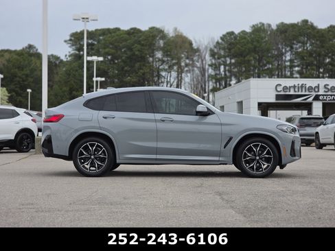 Used 2025 BMW X4 xDrive30i w/ Premium Package image 8