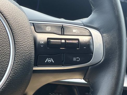 Used 2024 Kia Sportage EX FWD image 33
