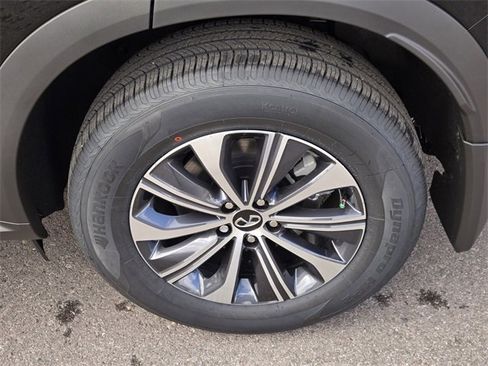 New 2026 INFINITI QX60 Pure image 10