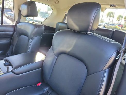 Used 2020 INFINITI QX80 Luxe w/ Proassist Package image 10
