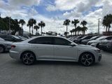 Used 2020 Volkswagen Passat 2.0T R-Line image 2