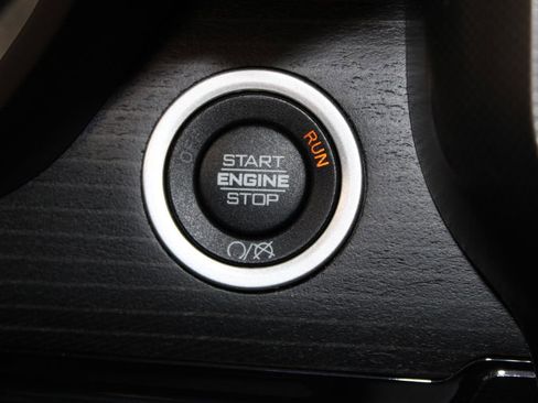 Used 2024 RAM 2500 Limited image 29