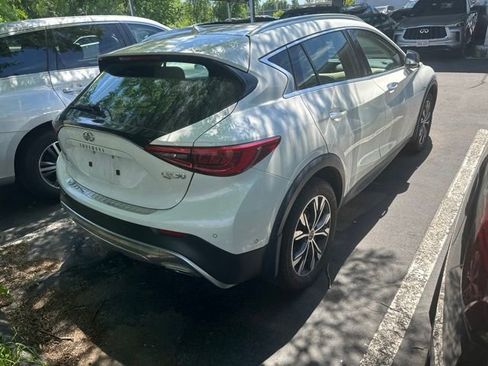 Used 2019 INFINITI QX30 AWD w/ Proassist Package image 6