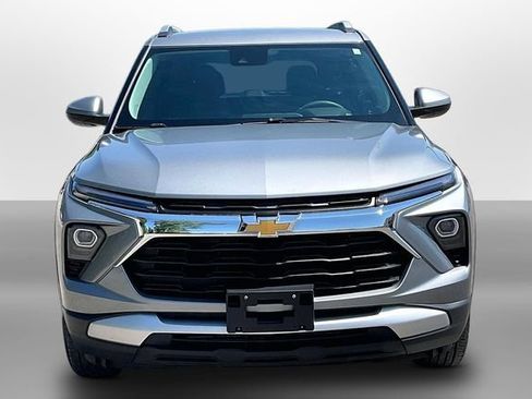 Certified 2025 Chevrolet TrailBlazer LT AWD/4WD image 2