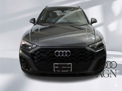 Certified 2025 Audi Q5 2.0T Premium w/ Convenience Plus Package image 22
