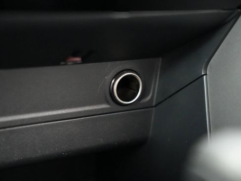 Used 2016 Subaru Forester 2.5i Limited image 27