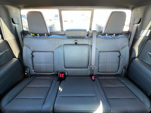 New 2026 Chevrolet Silverado 1500 High Country w/ High Country Premium Package image 25