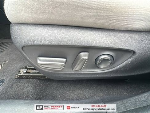 Used 2021 Toyota RAV4 XLE image 16