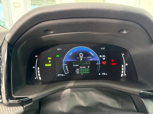 Used 2025 Toyota Camry SE w/ Multimedia Upgrade Package FWD image 25
