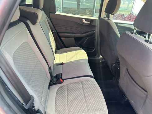 Used 2021 Ford Escape SE w/ Cold Weather Package FWD image 13