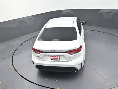 Used 2023 Toyota Corolla LE image 24