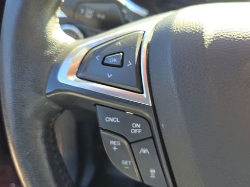 Used 2021 Ford Edge Titanium AWD/4WD image 17