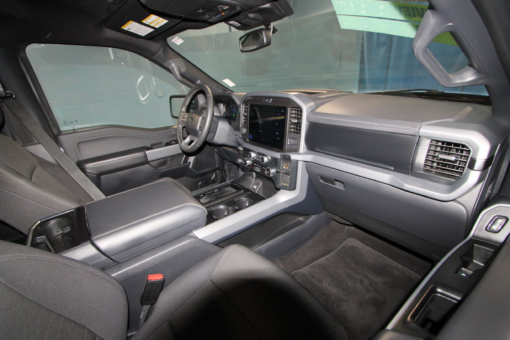 Used 2026 Ford F150 XLT w/ Equipment Group 302A MID AWD/4WD image 21